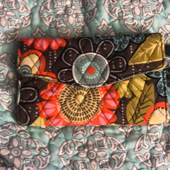 Vera Bradley wallet - Picture 1 of 2